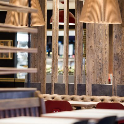 MOB Menuiserie Agencement Design à Orange Dans Le Vaucluse Hôtellerie / Restaurants