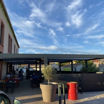 MOB ALU ESPACE à Orange Dans Le Vaucluse : Pergolas Bioclimatiques Sur Mesure