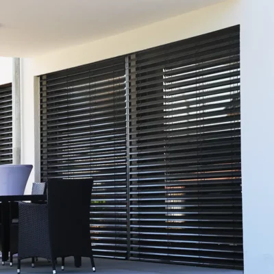 MOB Menuiserie Agencement Design à Orange dans le Vaucluse - Store sur mesure